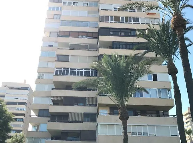 Apartamento Playamar 16 *